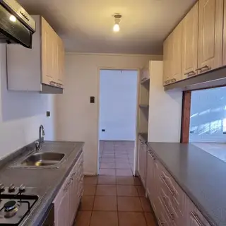 Renovada, Amplia y Hermosa casa en Maipú, 4 Dormitorios 2 Baños. — foto 3