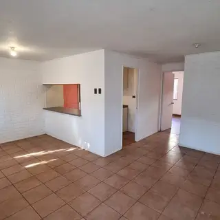 Renovada, Amplia y Hermosa casa en Maipú, 4 Dormitorios 2 Baños. — foto 5