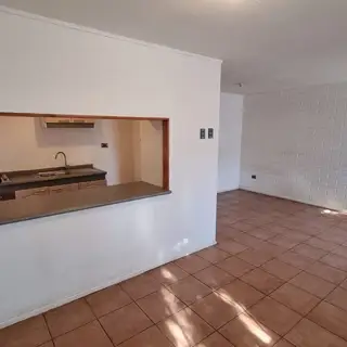 Renovada, Amplia y Hermosa casa en Maipú, 4 Dormitorios 2 Baños. — foto 6