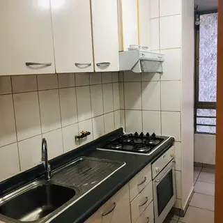 Cómodo departamento en Santiago, con excelente conectividad — foto 2