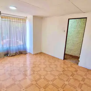 Renovada casa de 3 dormitorios en Peñaflor — foto 4